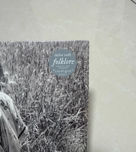 Taylor Swift – Folklore Betty’s Garden Purple Vinyl 2LP Sealed US Pressing