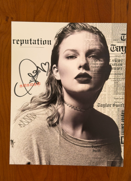 Taylor Swift – Reputation Signed Photo Insert 8 Heart Autograph EX+
