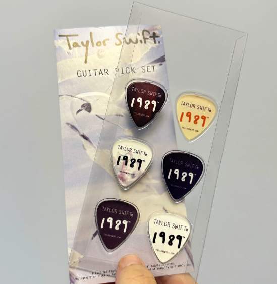 Taylor Swift – 1989 Official Guitar Pick Set 6 Picks Sealed – URVC