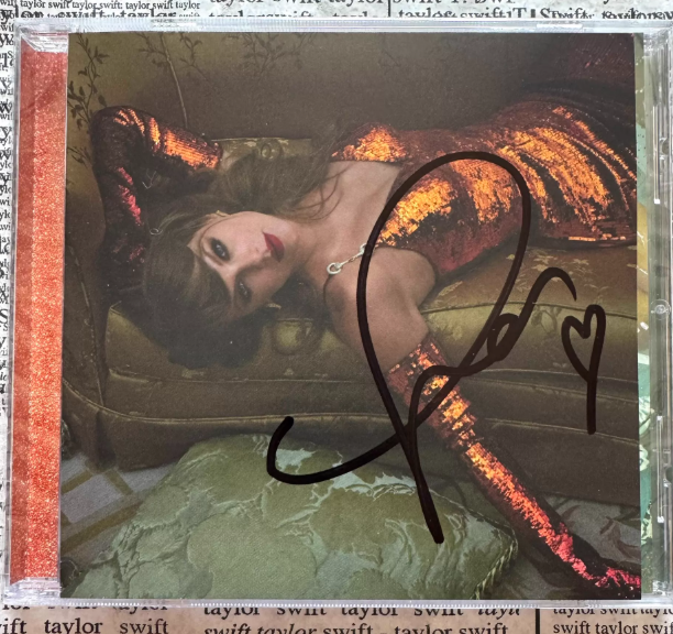 Taylor Swift – The Life Of A Showgirl Signed CD Version 2 Long Tail Heart