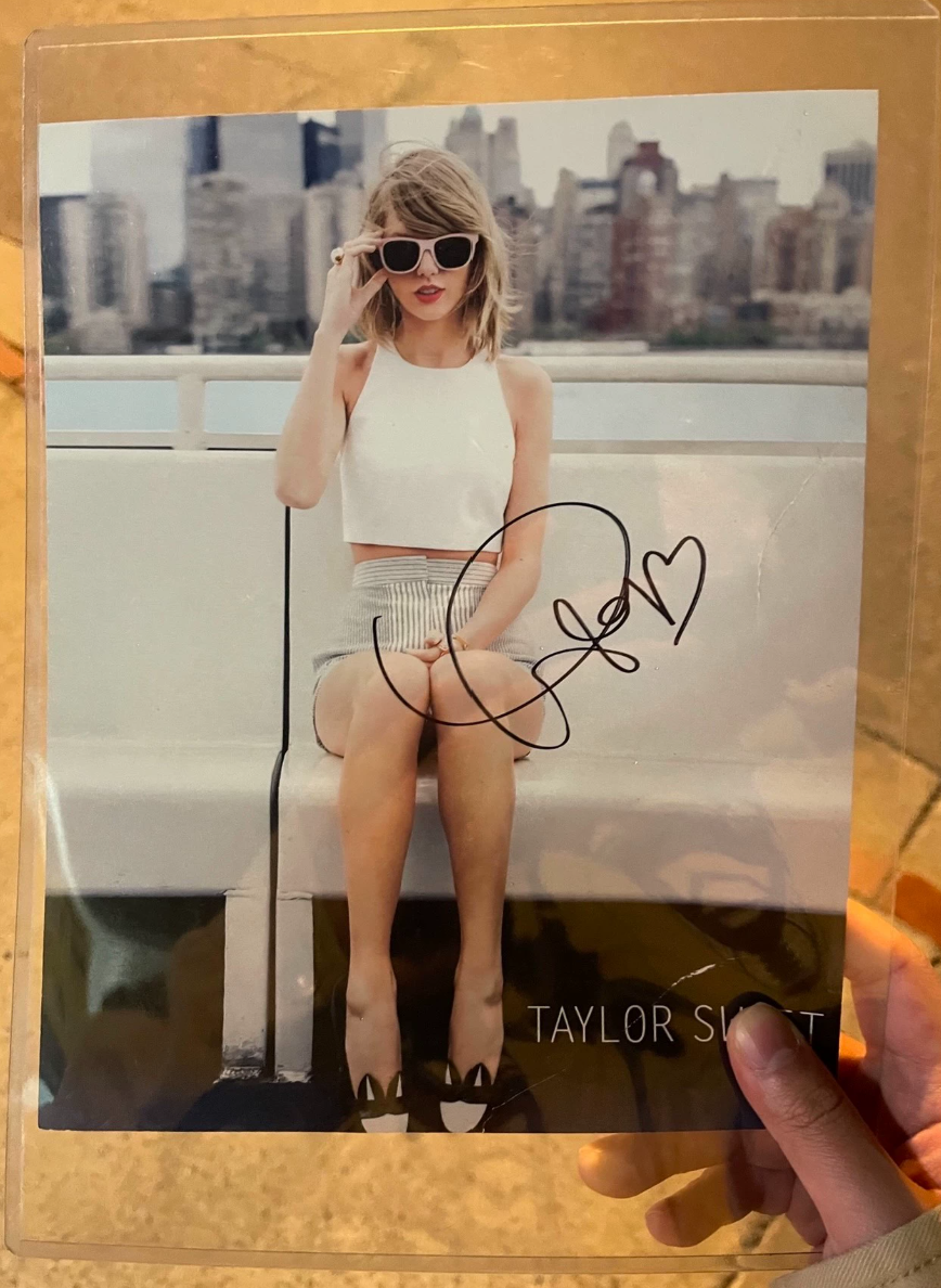 Taylor Swift 1989 Era Loft (Barneys New York) Autographed Poster, EX+ Condition