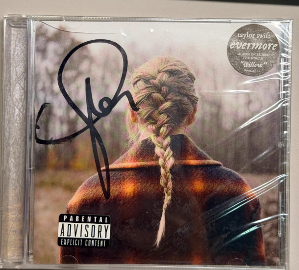 Taylor Swift - evermore (Autographed CD, US, Factory Sealed, VG+ Case Crack)