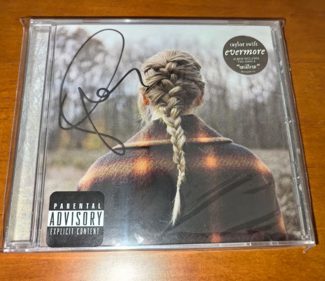 Taylor Swift - evermore (Autographed CD, US Official, Factory Sealed)