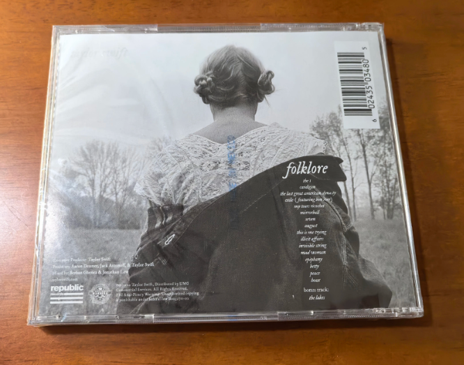 Taylor Swift - Folklore (1st Run, Autographed CD, Heart Signature, Factory Sealed)