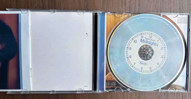 Taylor Swift - Midnights Blue Signed CD, VG+