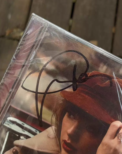 Taylor Swift - Red TV Signed CD, VG+ Sealed with Front & Back Jewel Case Crack