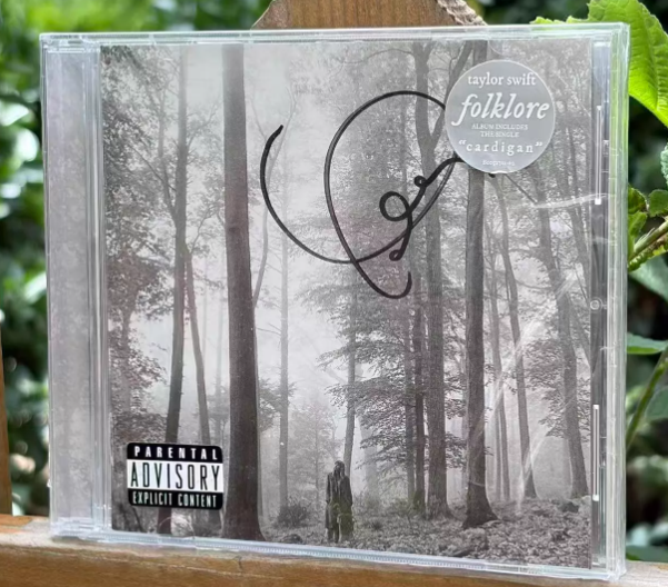 Taylor Swift - Folklore 2nd Batch Signed CD, NM Factory Sealed No Taylor Swift - Folklore 2nd Batch Signed CD, NM Factory Sealed No
