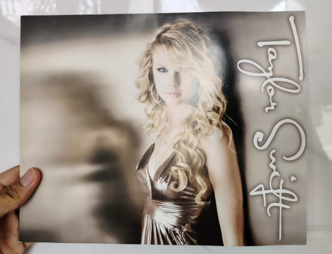 Taylor Swift - Fearless Change Official Signed Mini Poster, NM