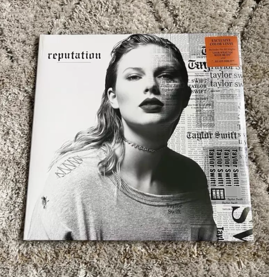 Taylor Swift – Reputation FYE Exclusive Orange Vinyl 2LP
