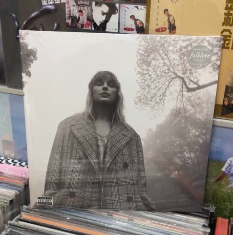 Taylor Swift – Folklore Cardigan Cabin In Candlelight Beige Vinyl 2LP