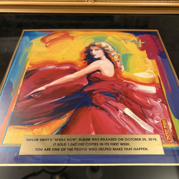 Taylor Swift – Speak Now "Thanks A Million" Hand-Signed CD Presentation Frame