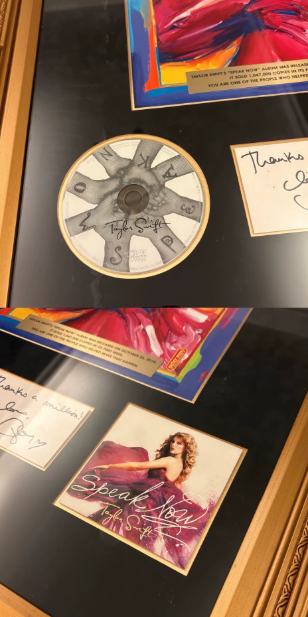 Taylor Swift – Speak Now "Thanks A Million" Hand-Signed CD Presentation Frame