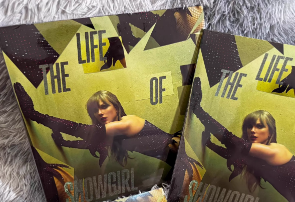 Taylor Swift The Life Of A Showgirl Green Marble Vinyl Edition