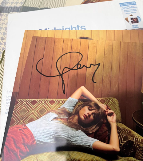 Taylor Swift – Midnights Moonstone Blue Edition with Hand-Signed Photo Insert LP