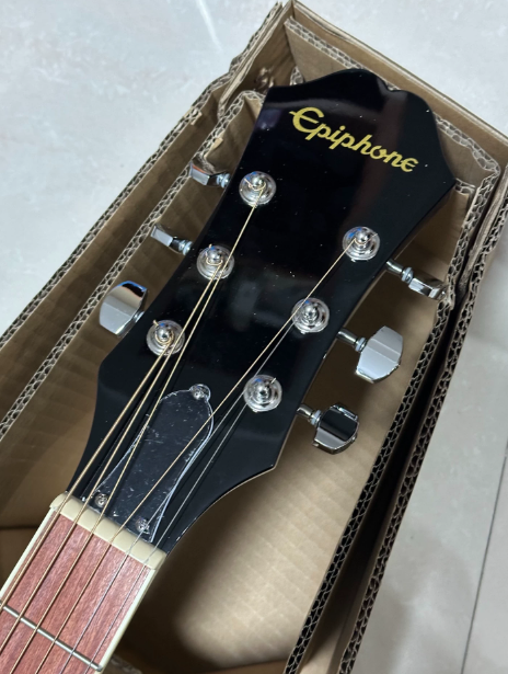 Taylor Swift – Evermore Official Acoustic Guitar Numbered Edition