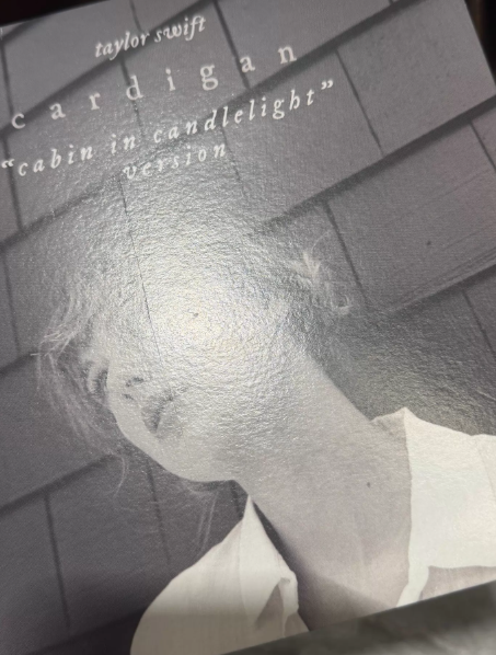 Taylor Swift – Cardigan Cabin In Candlelight Version White Vinyl 7"