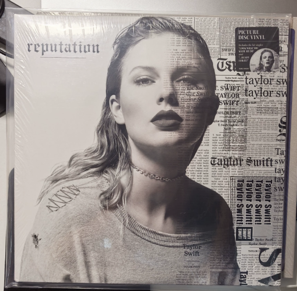 Taylor Swift – Reputation / The Life Of A Showgirl / Red Red Vinyl / TS12 Pink Vinyl Bundle 4LP