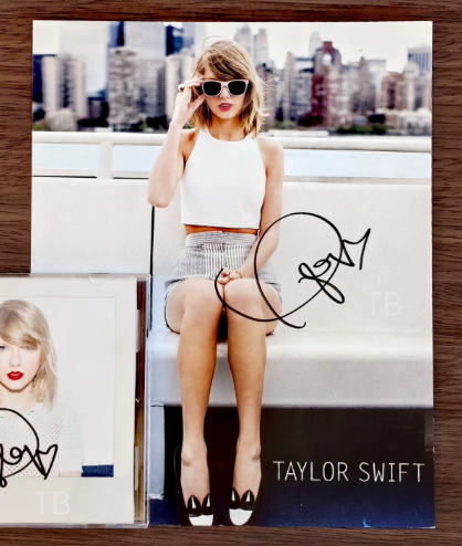 Taylor Swift – 89 Signed Poster + CD / Limited Loft Edition + Set