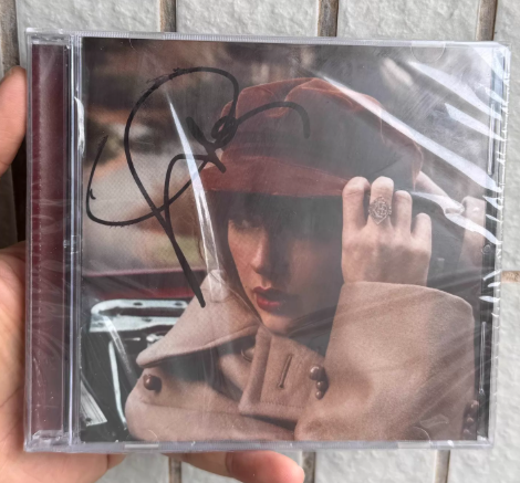 Taylor Swift – Red (Taylor's Version) Signed Edition + CD