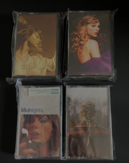 Taylor Swift – Cassette Collection Bundle + 4 Cassette Set