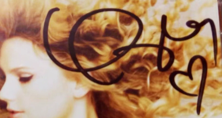 Taylor Swift – Fearless + Signed Edition + CD