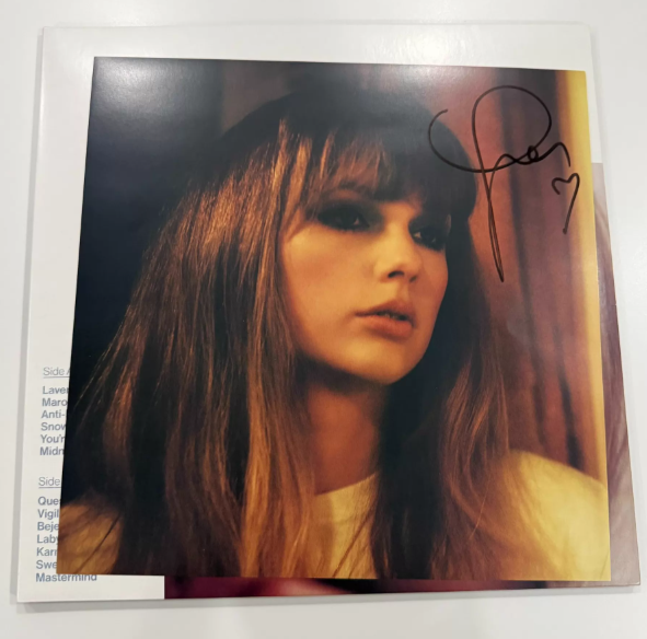 Taylor Swift – Collector Bundle + 6 Item Collection