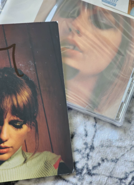 Taylor Swift – Midnights Moonstone Blue Signed CD