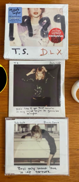 Taylor Swift – 1989 Deluxe Target Edition + CD Bundle