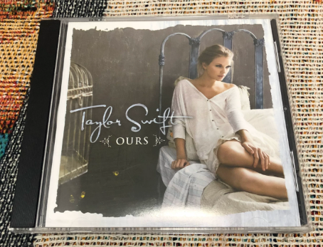 Taylor Swift – Ours US Promotional CD Single
