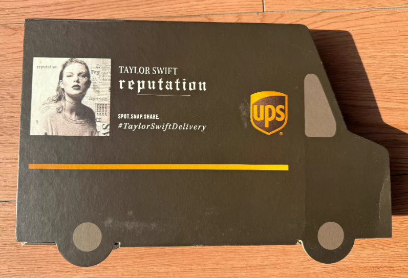 Taylor Swift – Reputation UPS Promotional Box Set CD