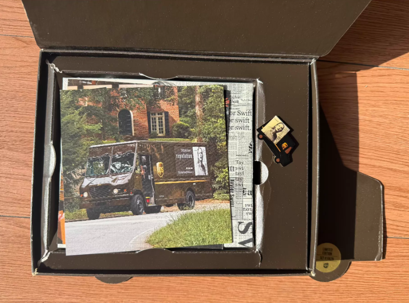 Taylor Swift – Reputation UPS Promotional Box Set CD