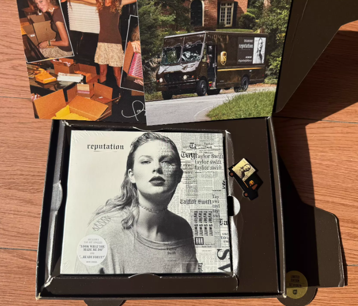 Taylor Swift – Reputation UPS Promotional Box Set CD