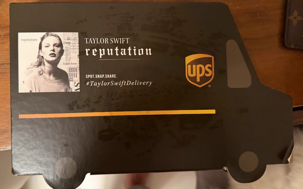 Taylor Swift – Reputation UPS Promotional Box Set CD
