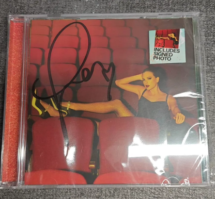 Taylor Swift – The Life Of A Showgirl Signed Edition CD Version 4