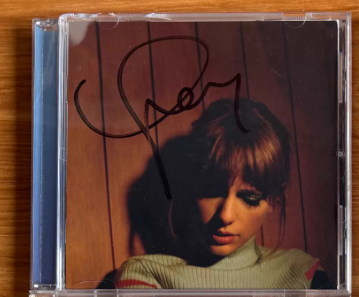 Taylor Swift – Midnights Signed Edition CD