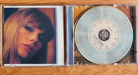 Taylor Swift – Midnights Signed Edition CD