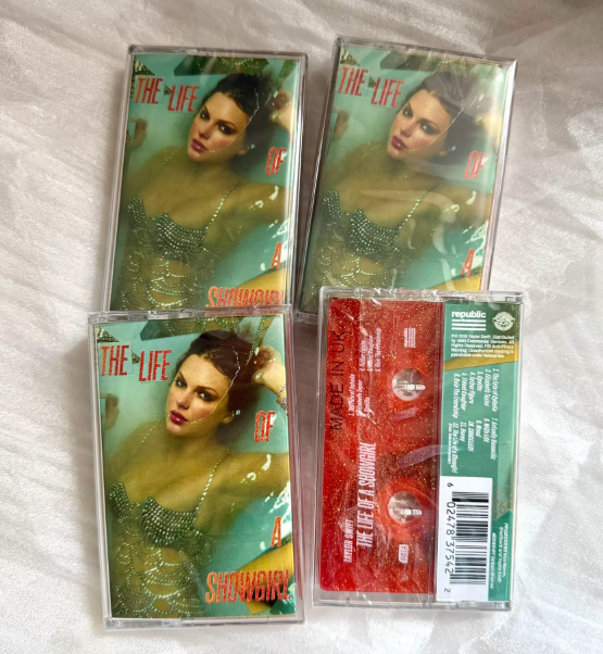 Taylor Swift – The Life Of A Showgirl Green Edition Cassette