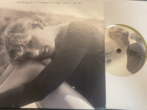 Taylor Swift – cardigan Gold Vinyl 7-Inch Single