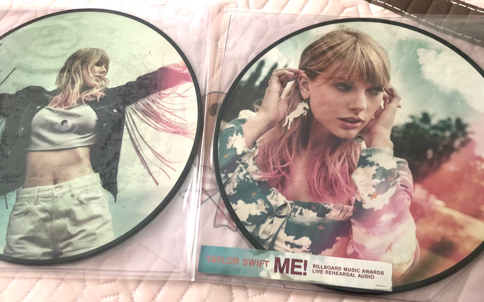 Taylor Swift – ME! Picture Disc 7-Inch Single Bundle