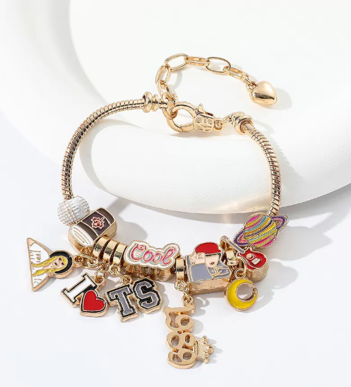 Taylor Swift Inspired – 24-Charm Bracelet Advent Calendar Set