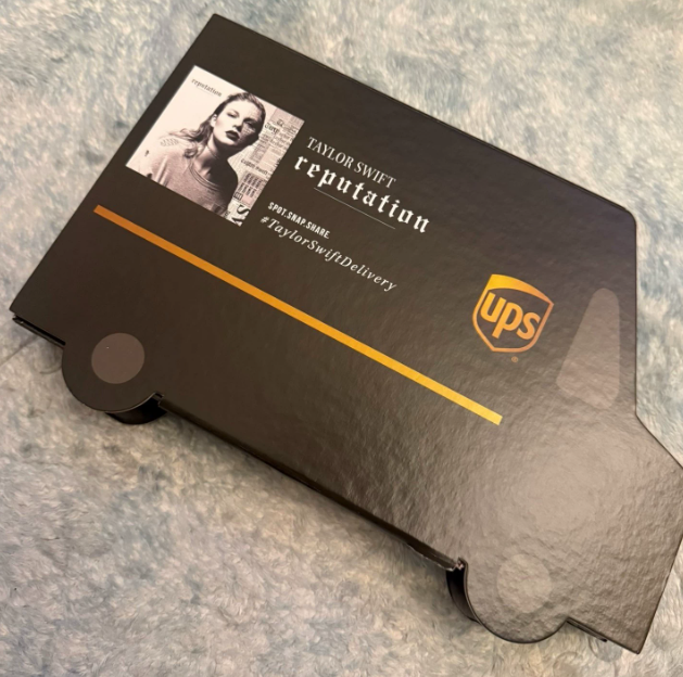 Taylor Swift – reputation UPS Truck Box Numbered CD