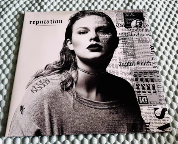 Taylor Swift – reputation Picture Disc 2LP – URVC