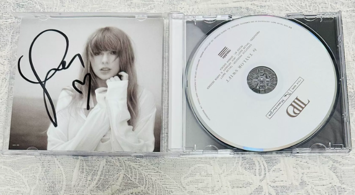 Taylor Swift – The Tortured Poets Department US Signed CD
