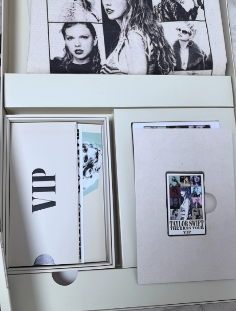 Taylor Swift – The Eras Tour Japan VIP Box Set