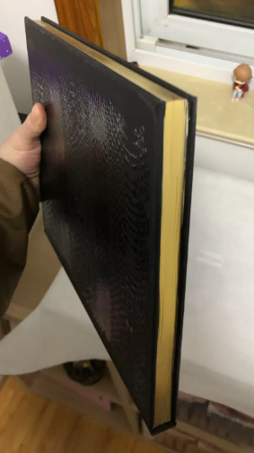Taylor Swift – reputation Stadium Tour VIP Hardcover Book
