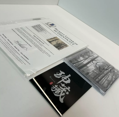 Taylor Swift – folklore Signed CD with Beckett COA