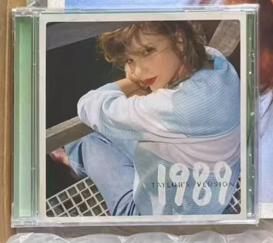 Taylor Swift – 1989 (Taylor’s Version) US 4-Edition CD Set