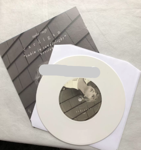 Taylor Swift – cardigan "cabin in candlelight" Version White Vinyl 7" Single