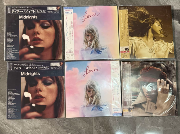 Taylor Swift – Japanese 7-Inch CD Singles Selection