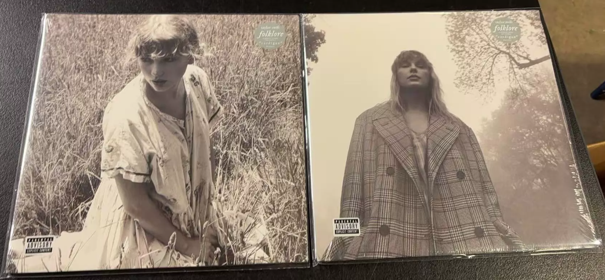 Taylor Swift – folklore Variant 4 & 8 French Translucent Vinyl 2LP Bundle
